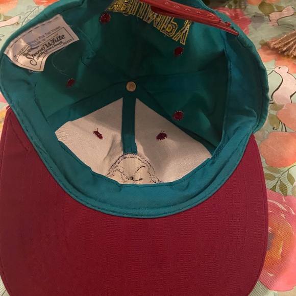 Vintage child’s Disney Snow White and the Seven Dwarfs  baseball hat - Picture 3 of 7
